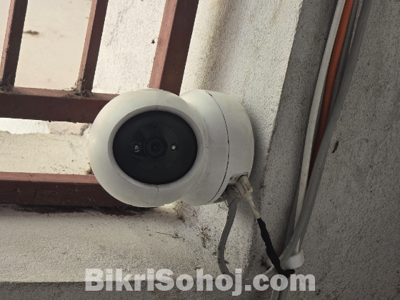 Ezviz Ip Security Camera (model: Bc7650233)